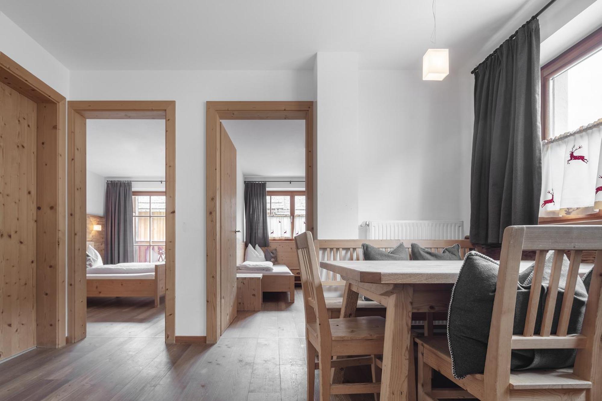 Chalet Ciasa Tino & Sara - Belaval Apartments Корвара-ін-Бадія Екстер'єр фото